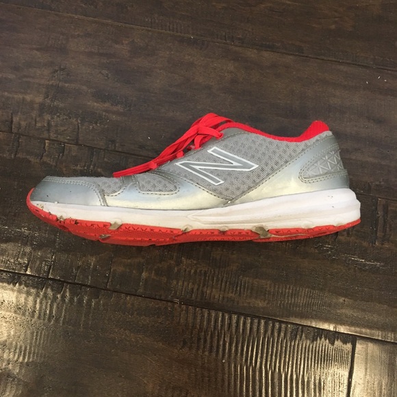 Women's New Balance Shoes - Picture 2 of 9